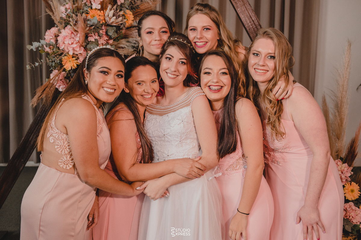 #casamento #wedding #noiva #love #amor #noivas #bride #festa #brasil #noivos #fotografia #photography #noivado #weddingdress #vestidodenoiva #weddingday #casamentos #voucasar #prewedding #instagood #noivo #eventos #casal #wedding #love #bride #photography