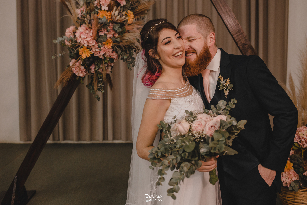 #casamento #wedding #noiva #love #amor #noivas #bride #festa #brasil #noivos #fotografia #photography #noivado #weddingdress #vestidodenoiva #weddingday #casamentos #voucasar #prewedding #instagood #noivo #eventos #casal #wedding #love #bride #photography