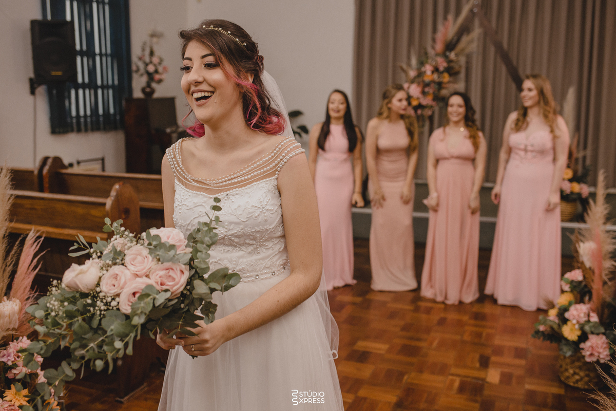#casamento #wedding #noiva #love #amor #noivas #bride #festa #brasil #noivos #fotografia #photography #noivado #weddingdress #vestidodenoiva #weddingday #casamentos #voucasar #prewedding #instagood #noivo #eventos #casal #wedding #love #bride #photography