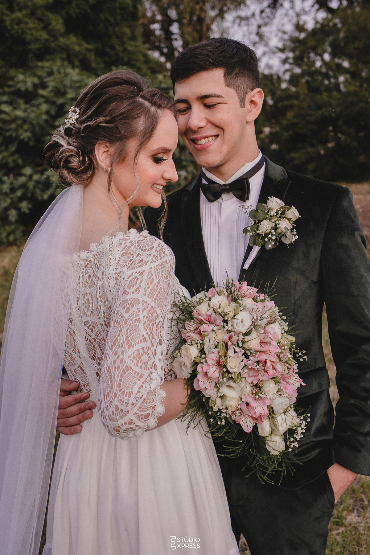 casamento, ar livre, camaquã, humanize, noivos, casar, entrada, pais, tapete, colegio das irmas