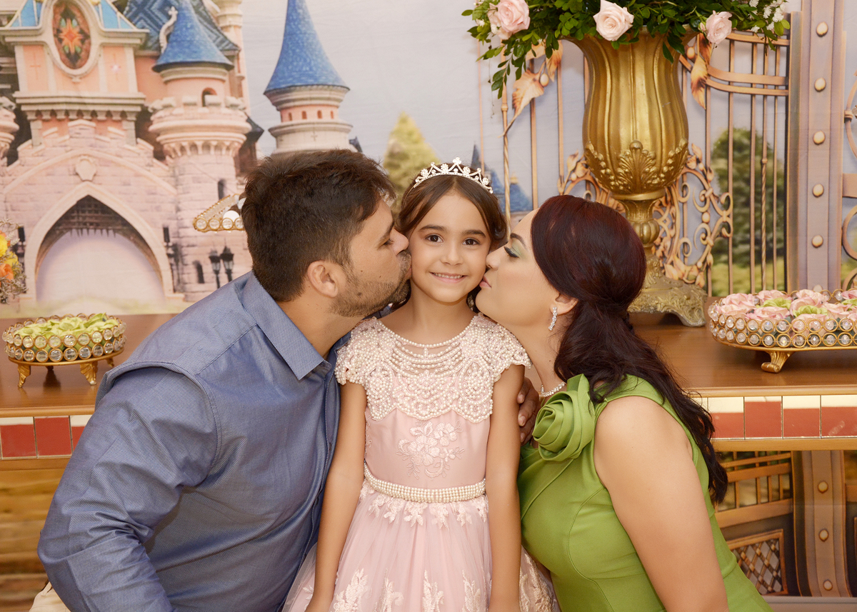 Formanda Adrielle de Aráujo se Pais