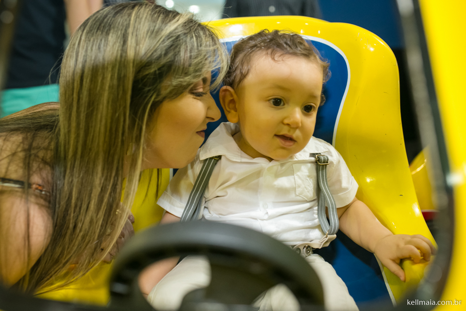 Mamãe fazendo xamego no neném