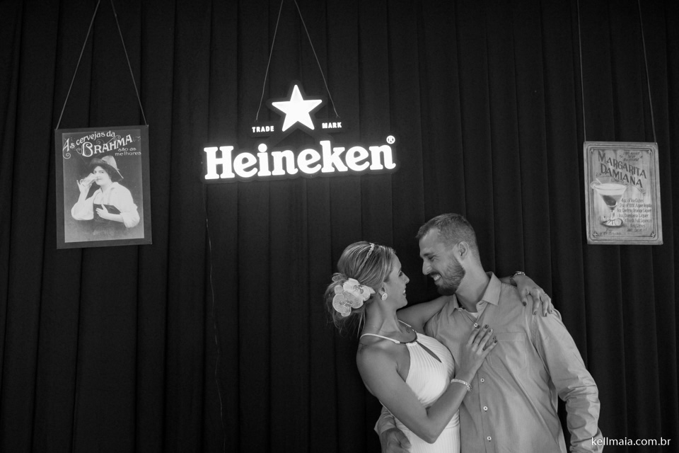 casal, noivos, propaganda de cerveja