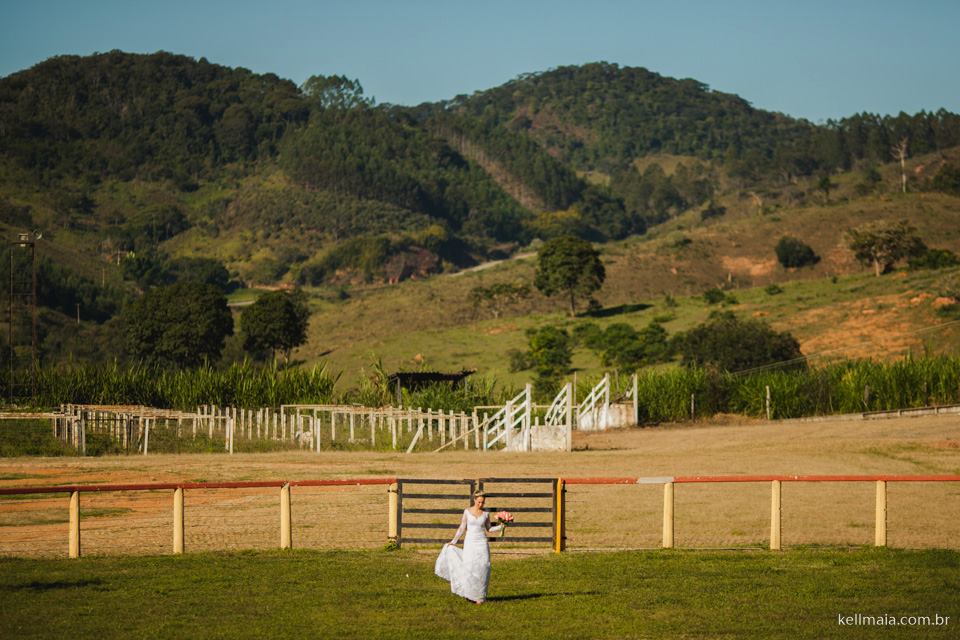 Foto por Kell Maia, São Domingos do Prata, 2015, Eric e Fernanda, Pós-Casamento, parque de exposição