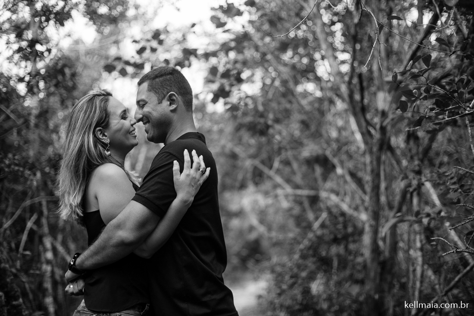 casal na trilha de itaúnas, es