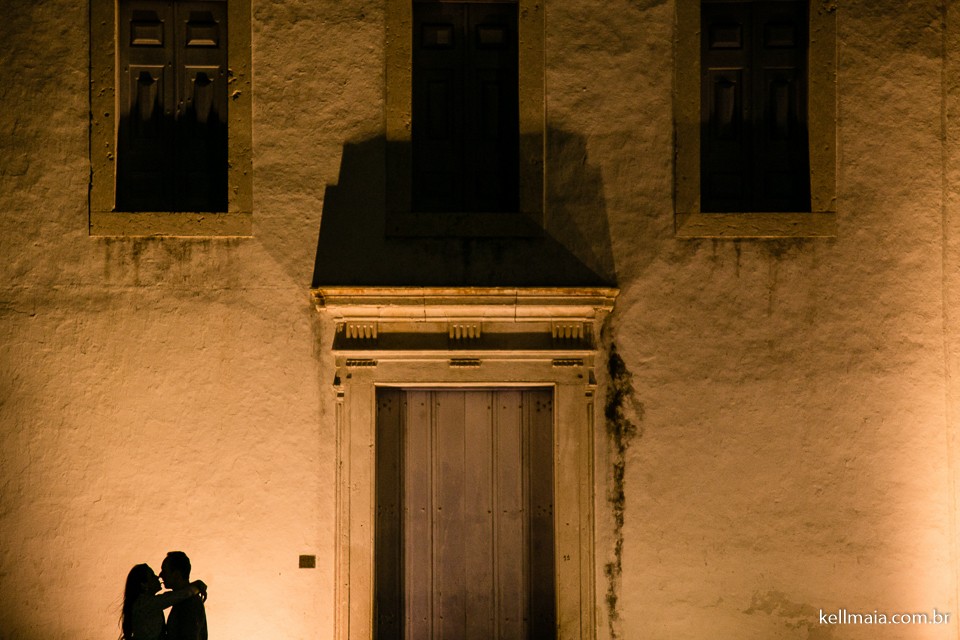 silhueta do casal na igreja dos reis magos