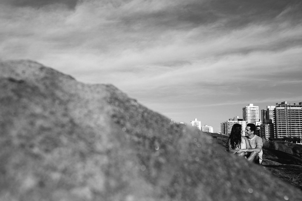 Foto por Kell Maia de Vitória ES, fotografia de pre-casamento Leticia e Fábio em Vila Velha ES, mergulho com mergulhador 2016