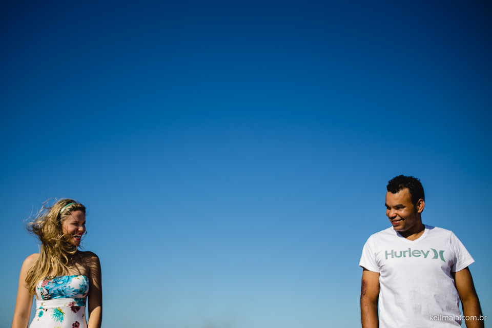 Foto por Kell Maia de Vitória/ES, fotografia de pré-casamento Laiza e Amauri, em Serra/ES, moto