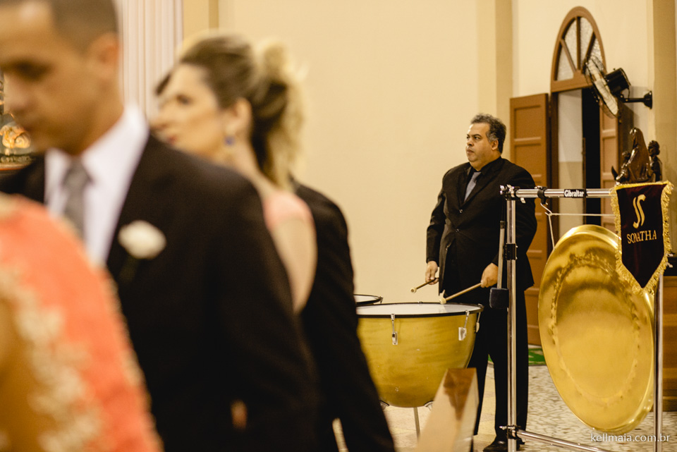 Foto por Kell Maia de Vitória ES, fotografia de casamento Andressa e André, em Vitória/ES e Vila Velha ES 2015, Santuário Santo Antonio e Sindipaes