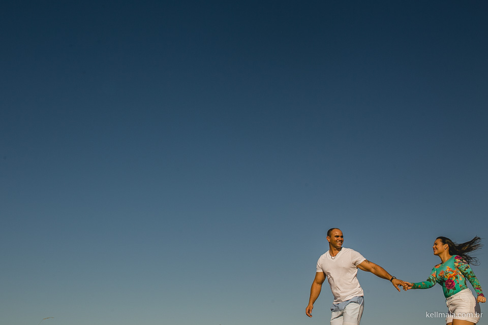 Fotografia por Kell Maia em Fundão, ES. Pré-casamento de Esther e Buru em 2014