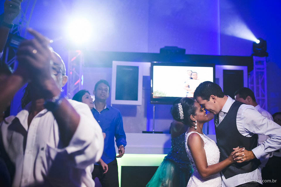 Fotógrafo de casamento, Vila Velha, ES, 2016, Léia e Renato, Kell Maia, noivos dançando