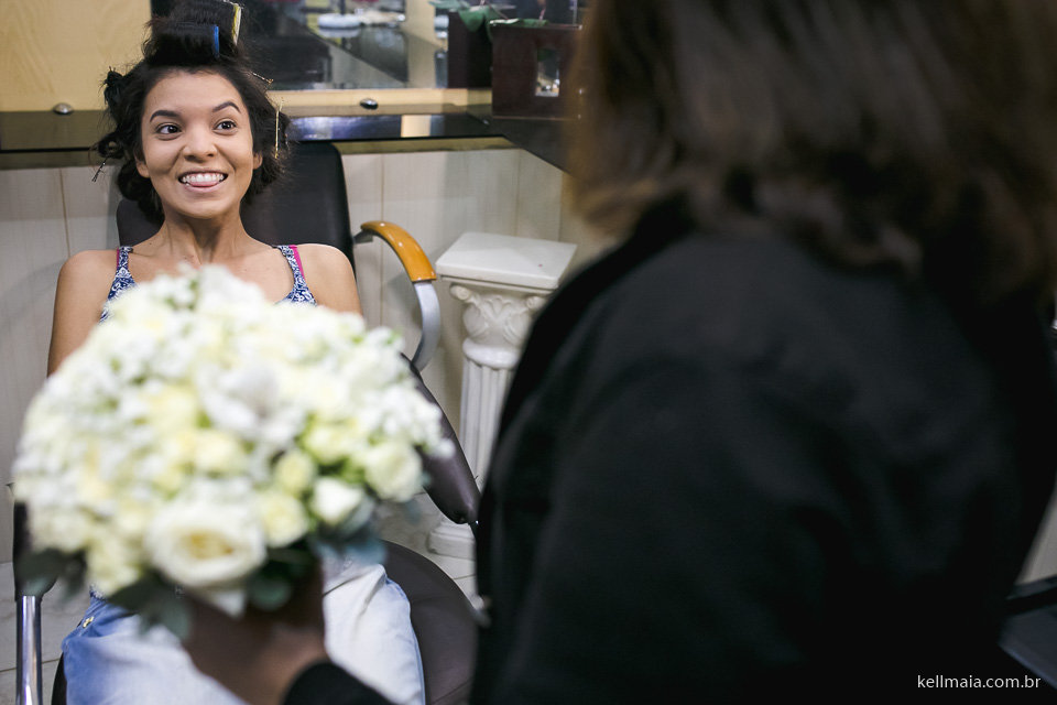 Fotógrafo de casamento, serra, ES, 2016, Nágila e Filipe, noiva recebendo buquê