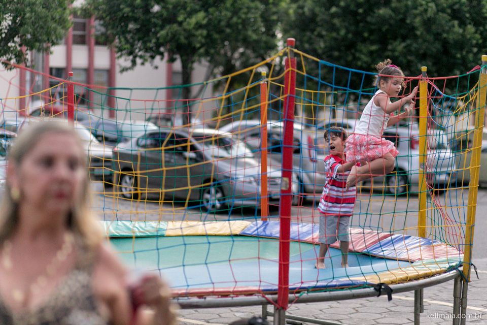 Fotógrafo de aniversário infantil, Serra, ES, Kell Maia, crianças no pula-pula