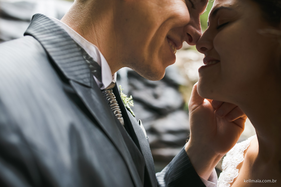 noivos nas pedras