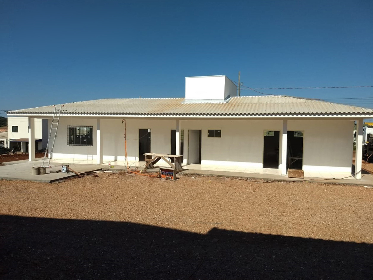 Ecoponto em construção