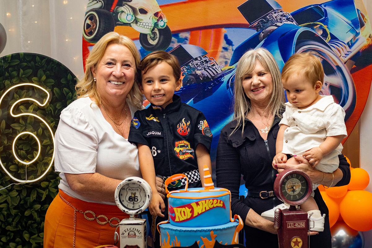 Ficar juntinho das vovós é incrível!