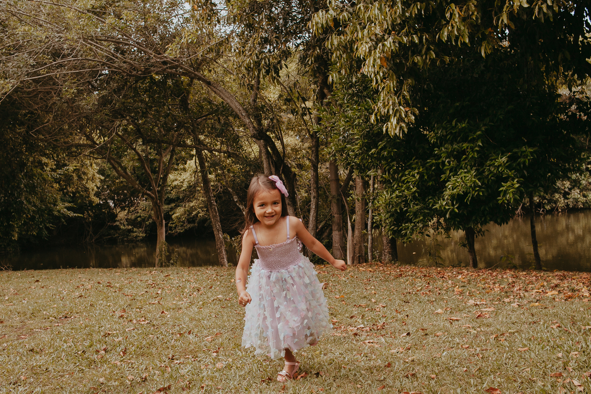 5 ANOS, MENINA, FAMÍLIA, ENSAIO EXTERNO, ENSAIO, FOTOGRAFO DE FAMÍLIA, INFANTIL, PATRÍCIA LOPES, SÃO LEOPOLDO
