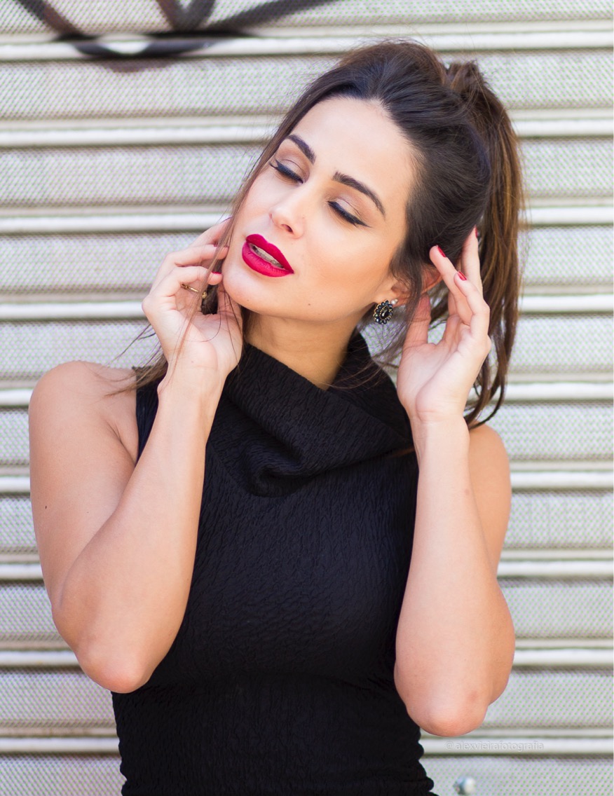 Modelo Profissional: @danisachetti