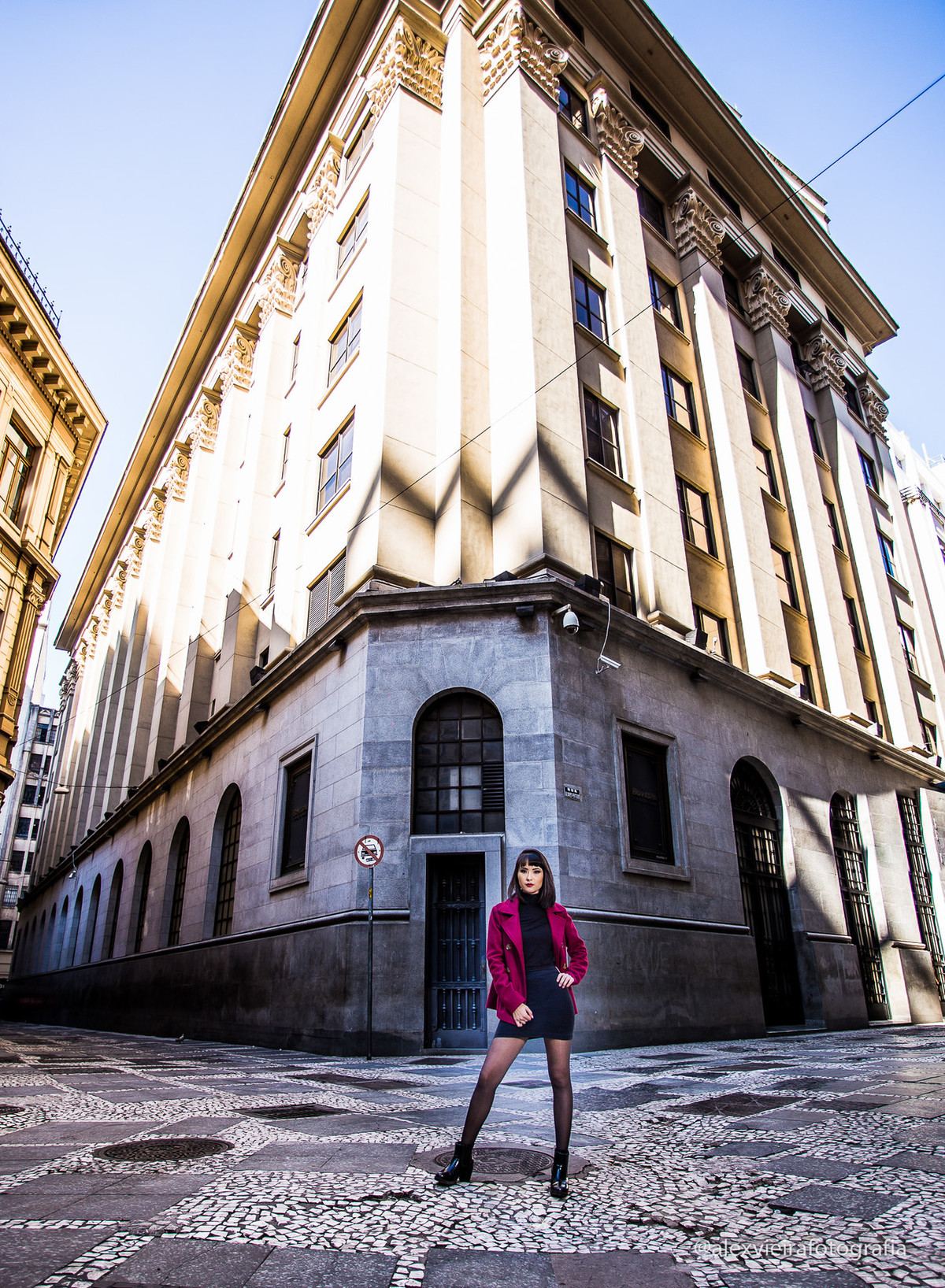 Ensaio Fotográfico dirigido e realizado pelo fotógrafo Alex Vieira @alexvieirafotografia e sua equipe , com a Linda Top Fashion model Sayuri em Capital de São Paulo , centro antigo.