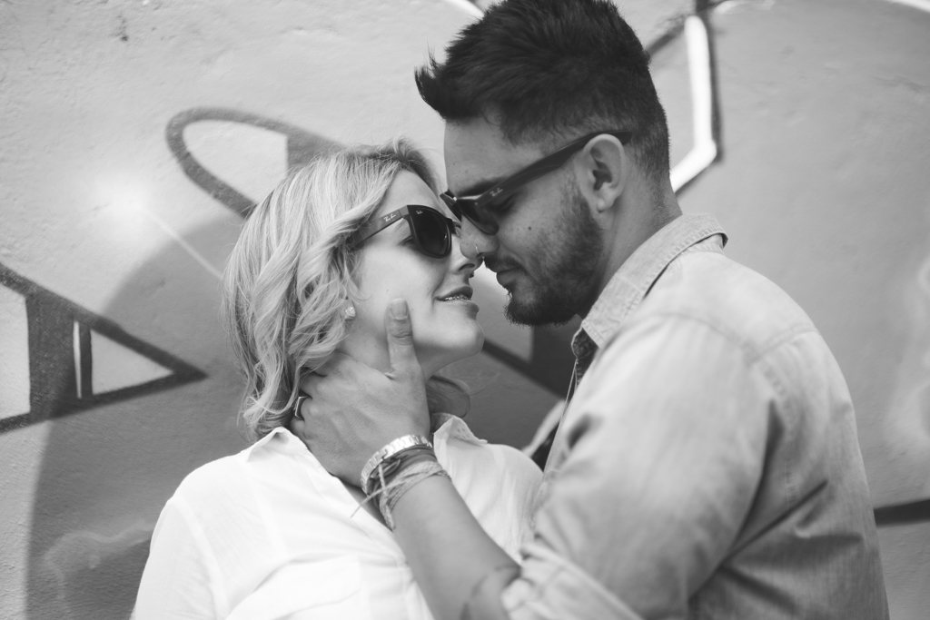 Fotografia de Casamento é nossa especialidade, adoramos fotografar noivos e noivas em seus dias mais especiais. Juiz de Fora é a cidade onde atuamos mais, porém nosso coração estradeiro nos leva a atuar tanto em Minas Ge