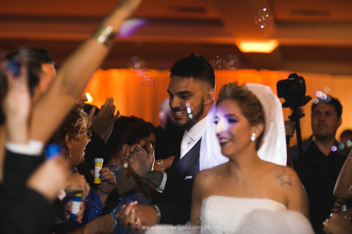 z de Fora, Dudu e Gabi, Igreja Santa Filomena e Salão Metropólitan. Teve tudo, casamento civil, making of, cerimonia e festa.