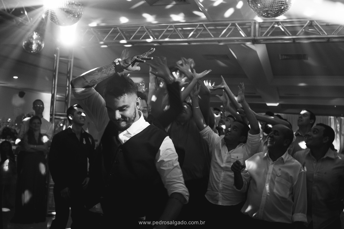 z de Fora, Dudu e Gabi, Igreja Santa Filomena e Salão Metropólitan. Teve tudo, casamento civil, making of, cerimonia e festa.