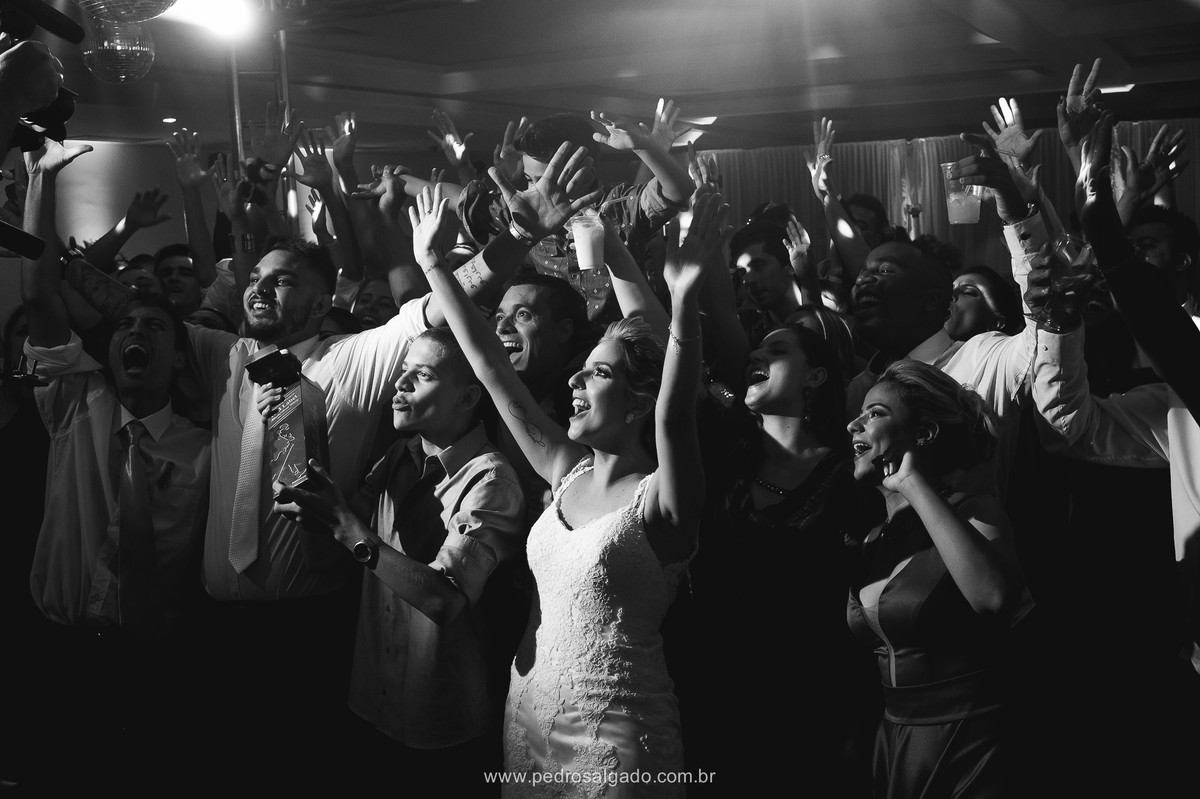 z de Fora, Dudu e Gabi, Igreja Santa Filomena e Salão Metropólitan. Teve tudo, casamento civil, making of, cerimonia e festa.
