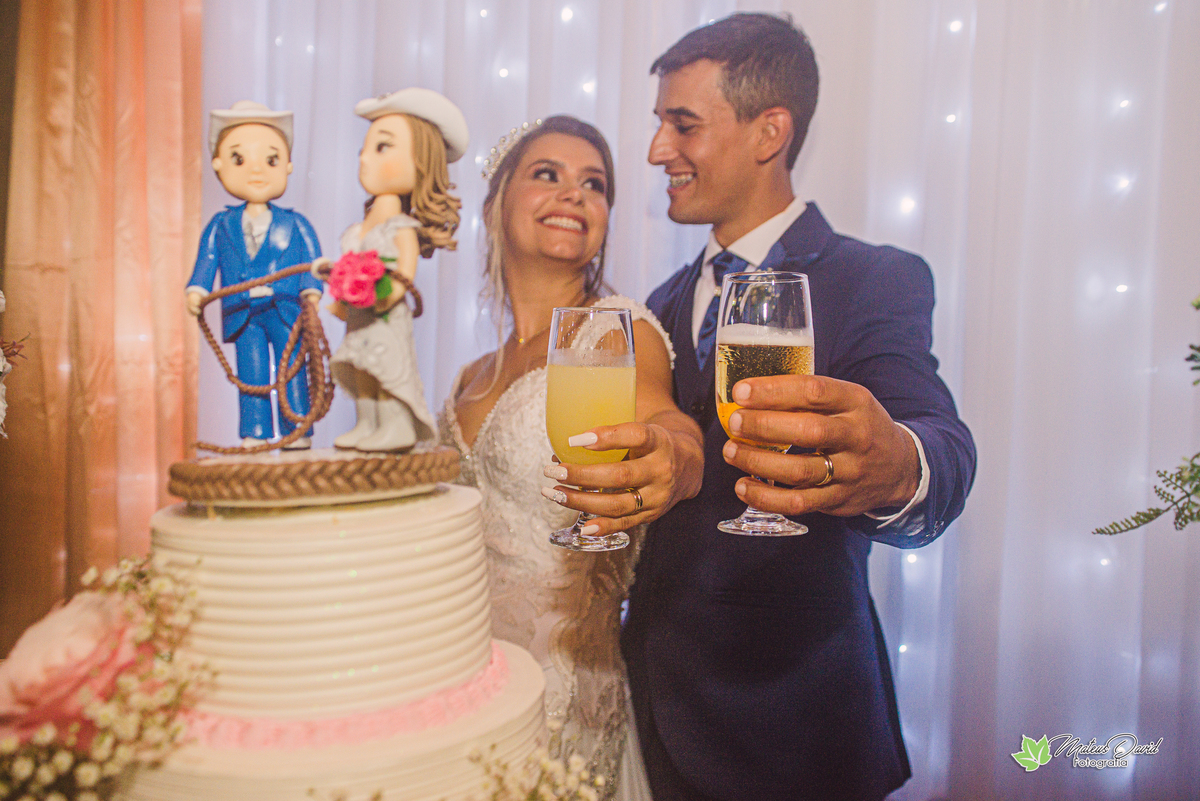 Casamento Patrícia e Tiago Comemoração
Desterro do Melo