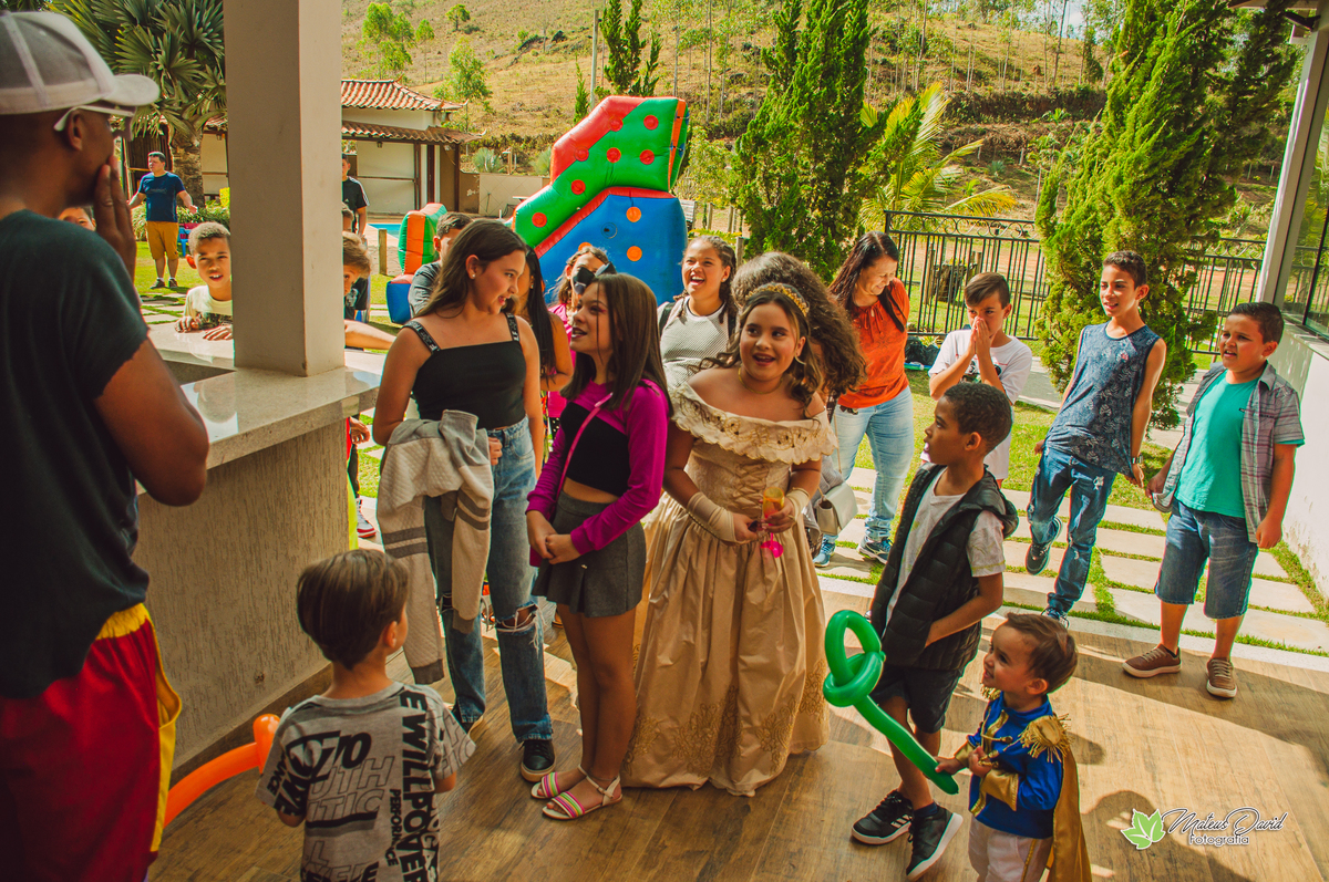 Diversão de Aniversário de 10 Anos