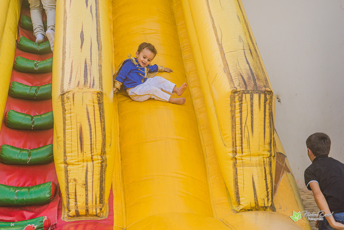 Diversão na Fesrta 
Brinquedos de Festa