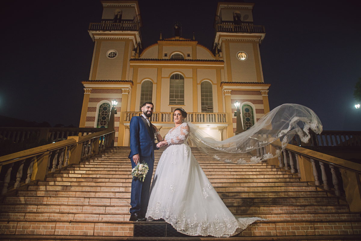 Véu flutuante - Casamento Willian e Aline - Cipotânea - MG