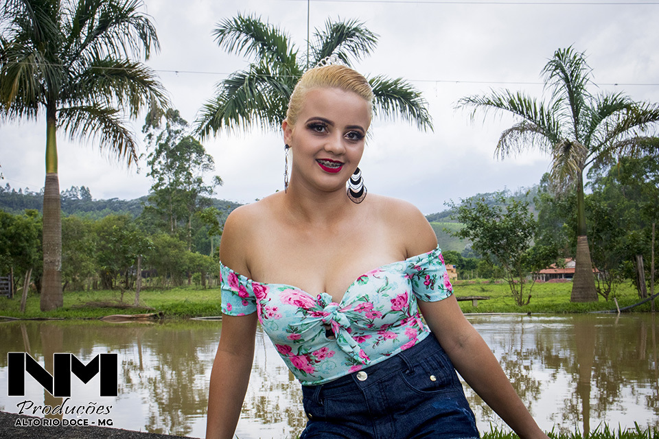 Ensaio feminino de Mariana 18 Anos