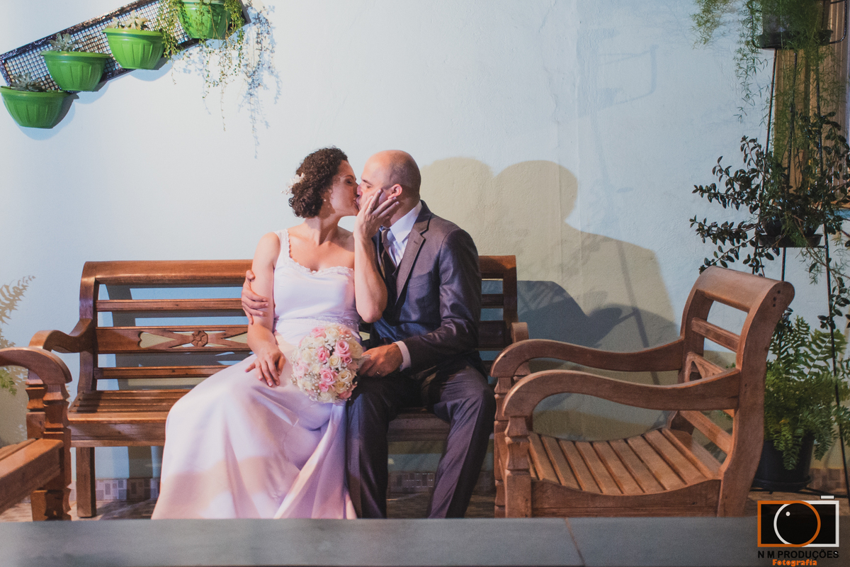 cacilda e júnior noivos na varanda