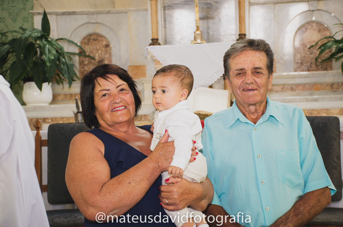 Batismo de João Gabriel com avós