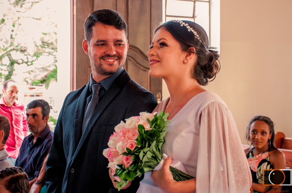 Diego e Fátima casamento Diego sorrindo para Fátima