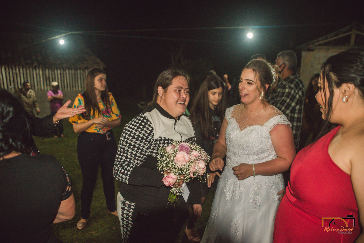 Casamento Cristina e Cláudio em Alto Rio Doce - MG 