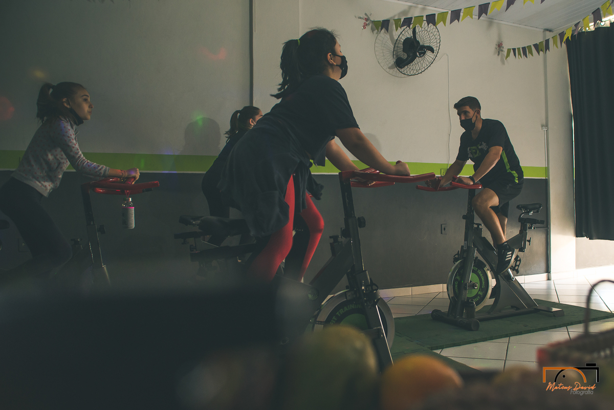 Aula Spinning e Zumba - Stúdio Fit Training - Alto Rio Doce - MG 