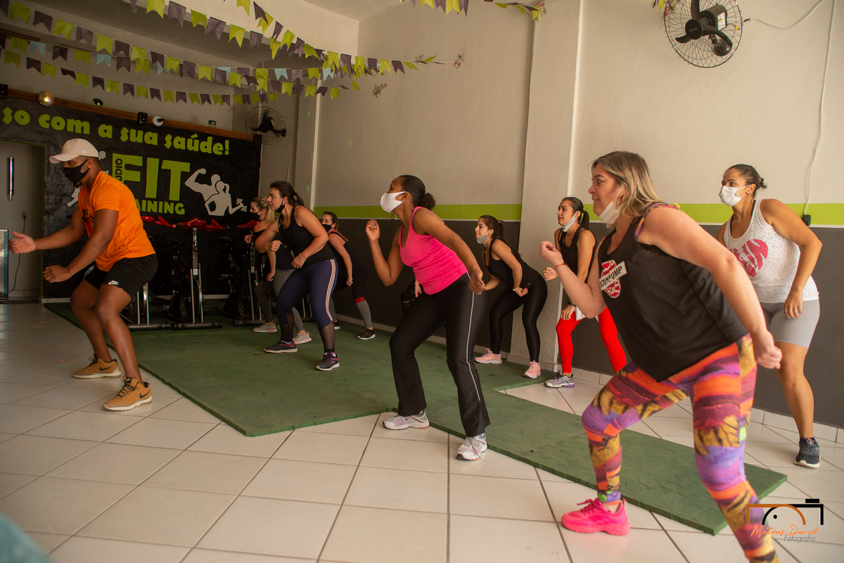 Aula Spinning e Zumba - Stúdio Fit Training - Alto Rio Doce - MG 