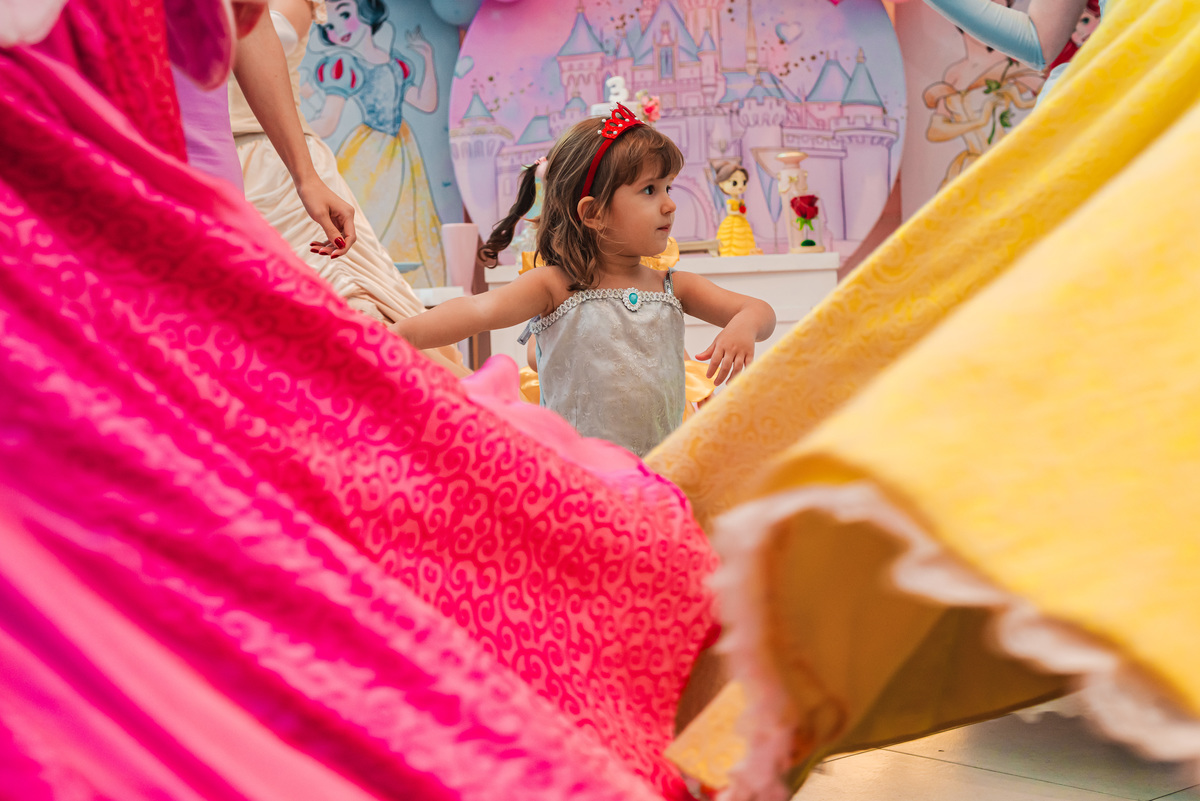 Gabriela 3 anos / Rapunzel / Ilha do Tesouro