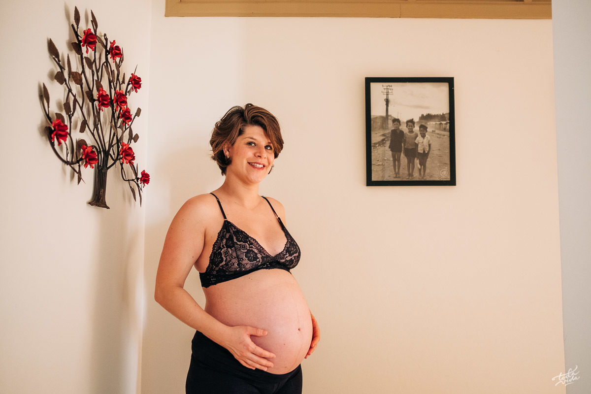 construindo memórias afetivas através das fotografias durante sessão fotográfica gestante