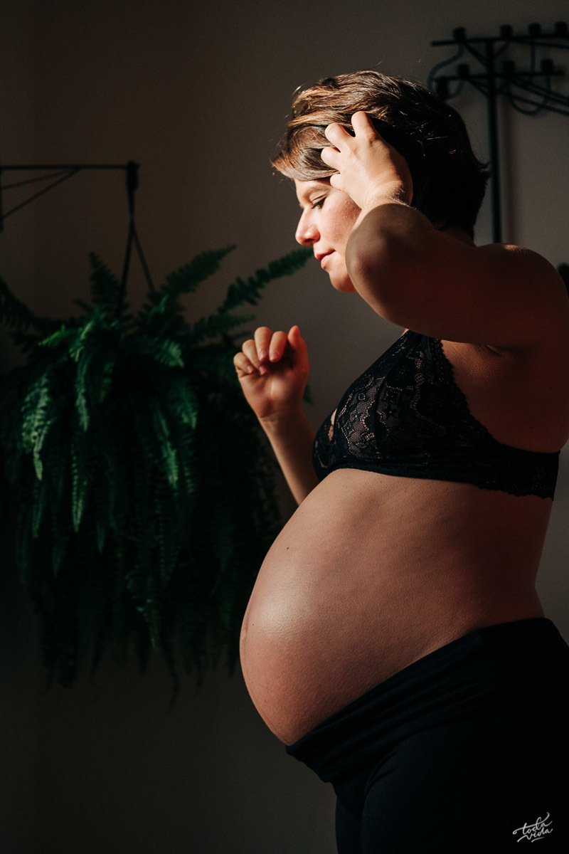 memórias afetivas construídas no seu melhor ambiente: sua casa. assim é nossa sessão fotográfica de grávida