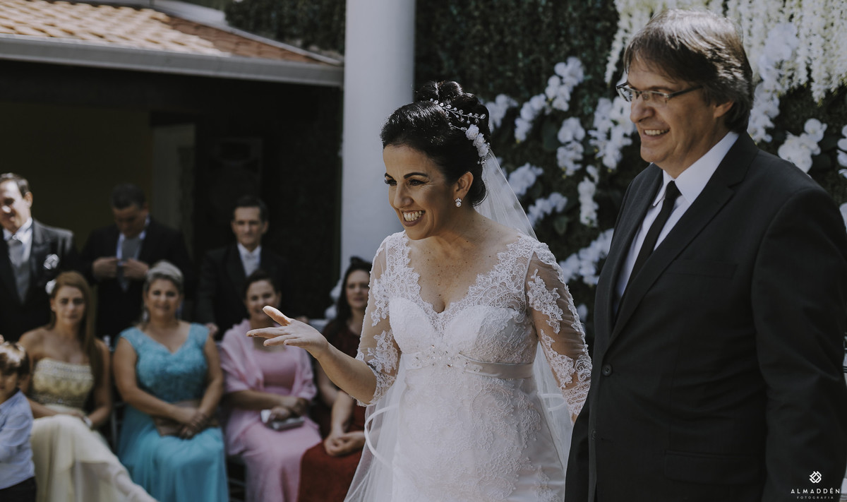 emoção no casamento