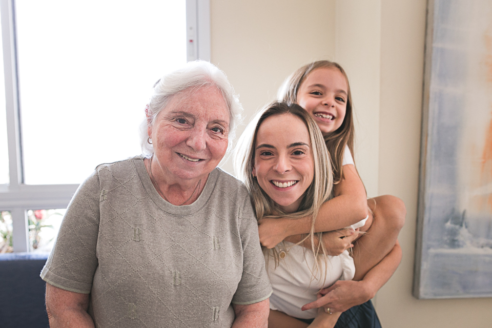 vovó, mãe e neta