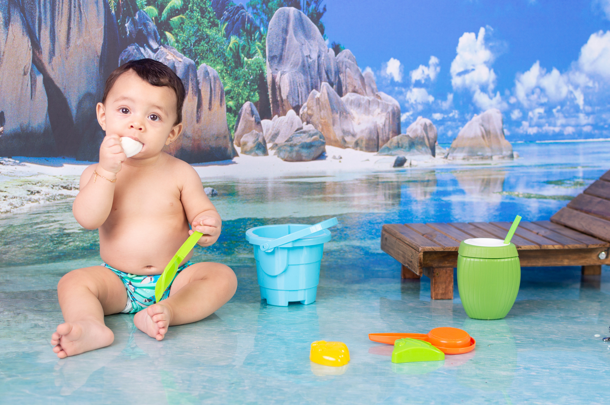 Gabriel em sua praia, realizado com 9 meses em seu acompanhamento mensal