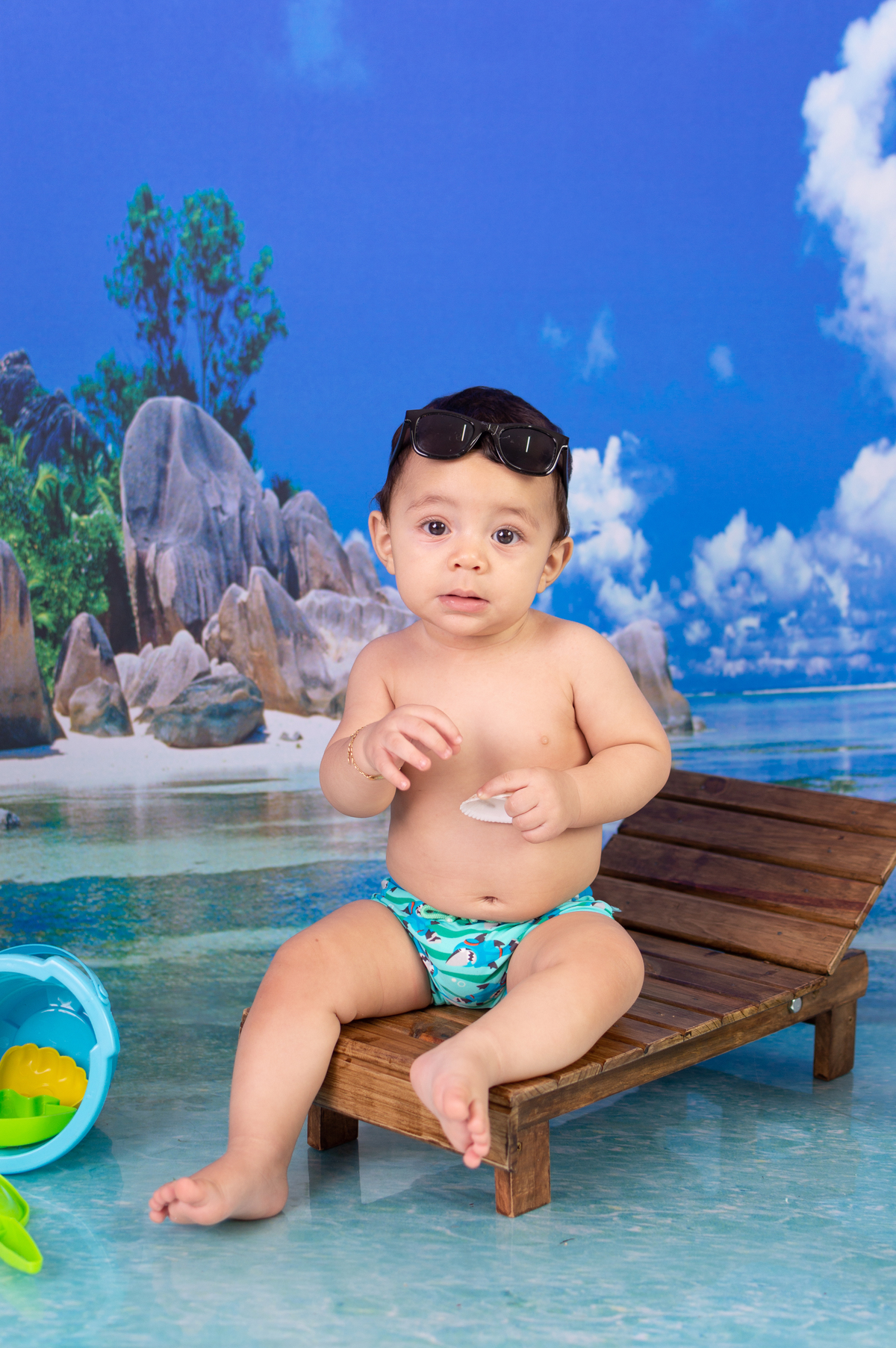 ensaio acompanhamento mensal e trimestral realizado em estúdio localizado em santo andre, temas diversos a escolha dos pais