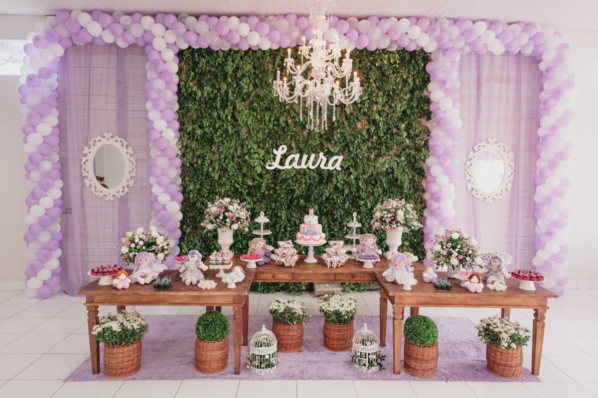 Laura 2 aninhos