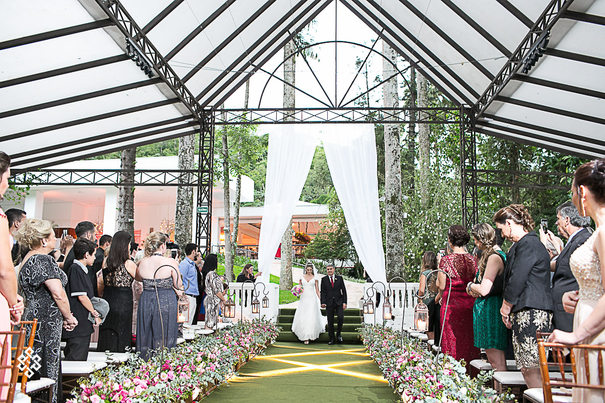 casamento na fazenda 7 lagoas, fotos fazenda 7 lagoas, fazenda 7 lagoas, leandro donato fotografou o casamento na fazenda, e fotografa casamento no campo e ao ar livre, é fotografo de casamento sp, fotografa a mais de 16 anos em sao paulo. Entrada 
