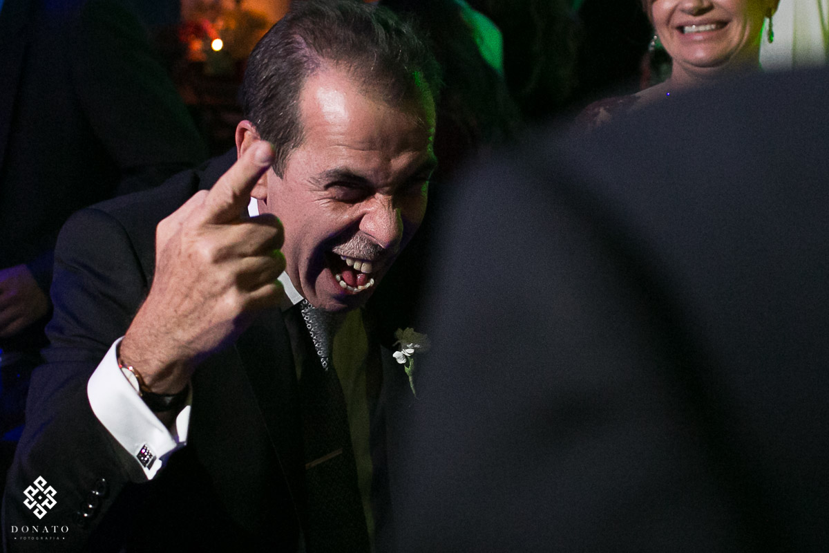 pai grita de alegria na festa realizada no jockey