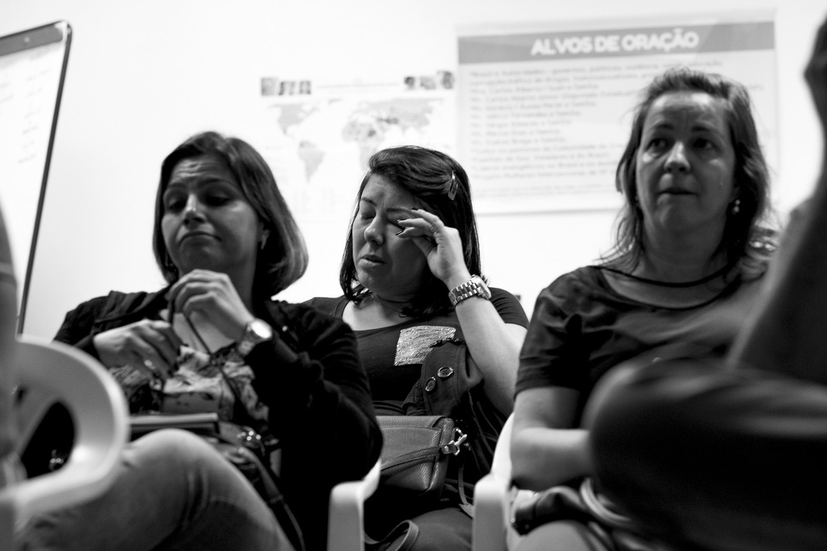 Mais uma aluna chora ao ver final do workshop estética e momento.
