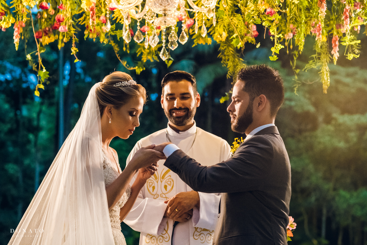 Troca das alianças na fazenda 7 lagoas 